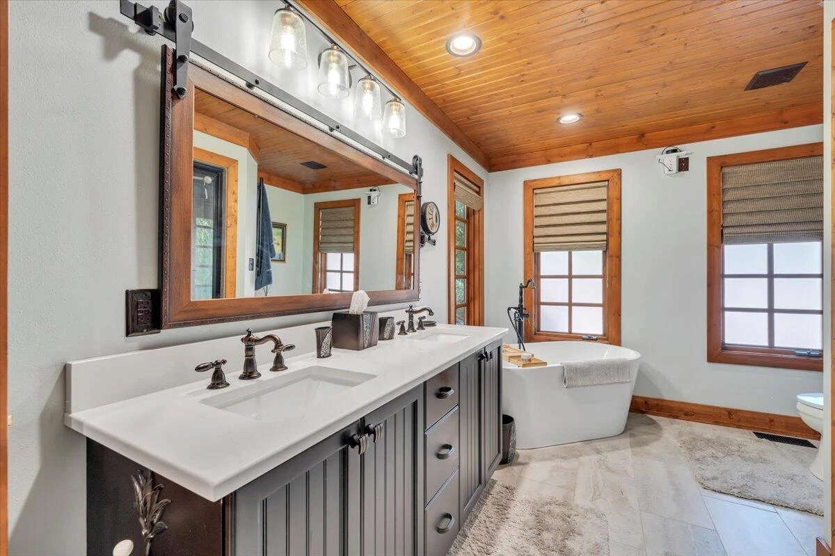 136 Village LN - Photo 41