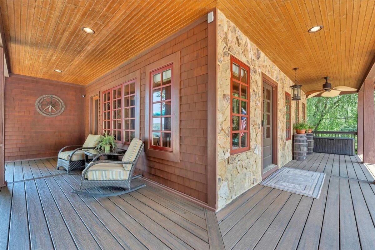 136 Village LN - Photo 51