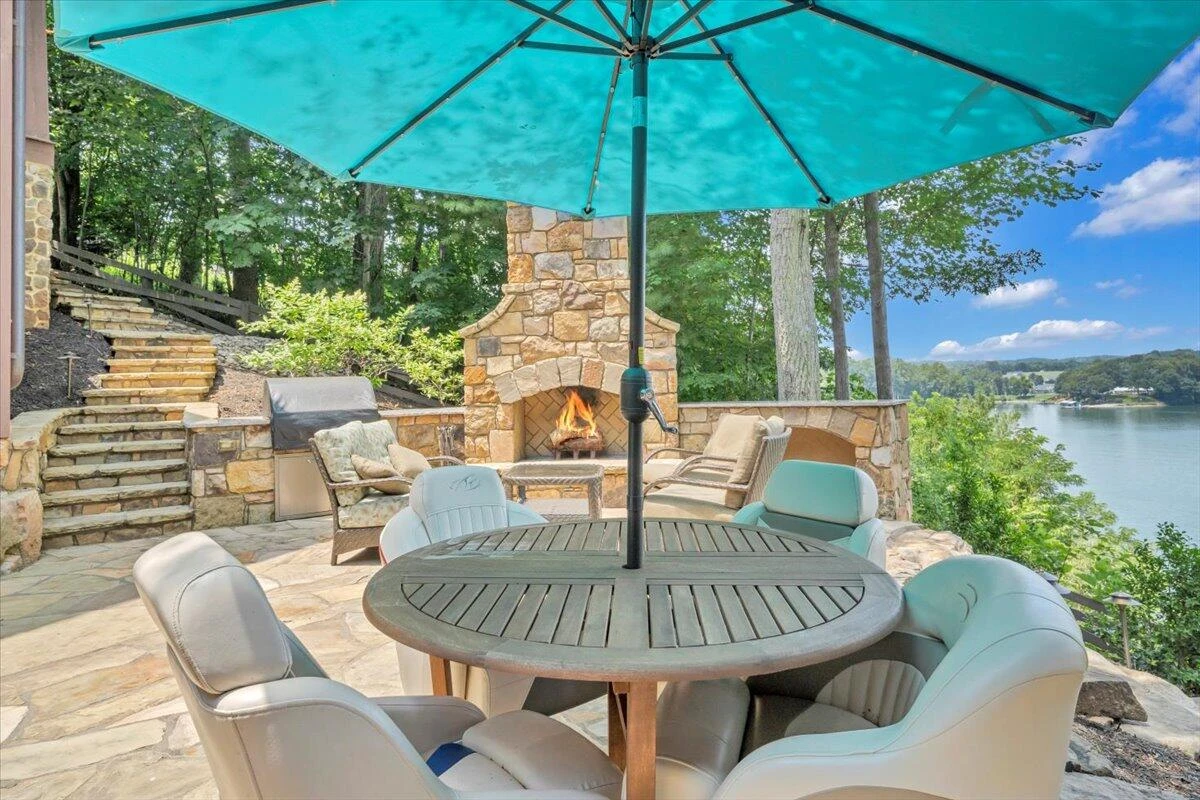 136 Village LN - Photo 58