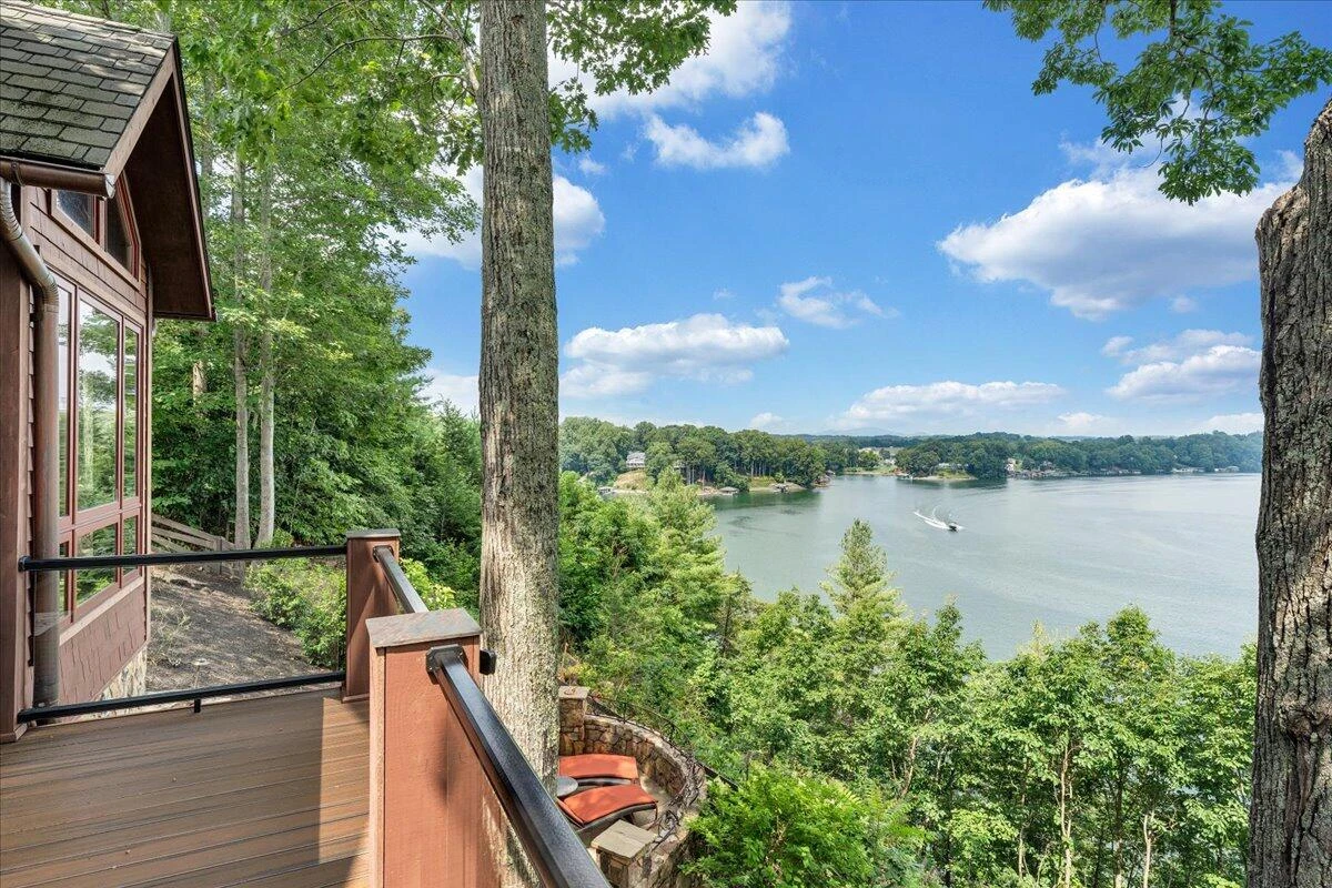 136 Village LN - Photo 69