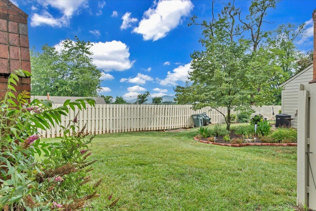 850 Stonegate CT - Photo 22