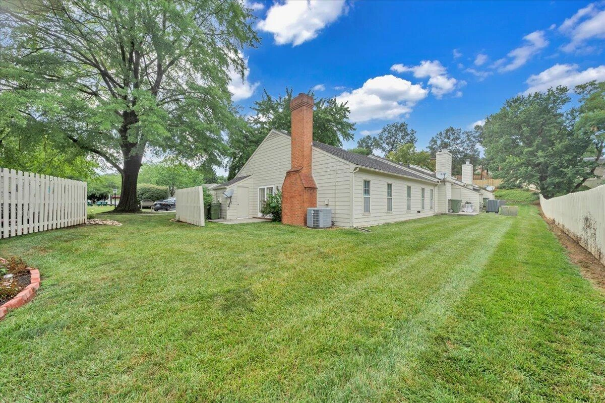 850 Stonegate CT - Photo 24