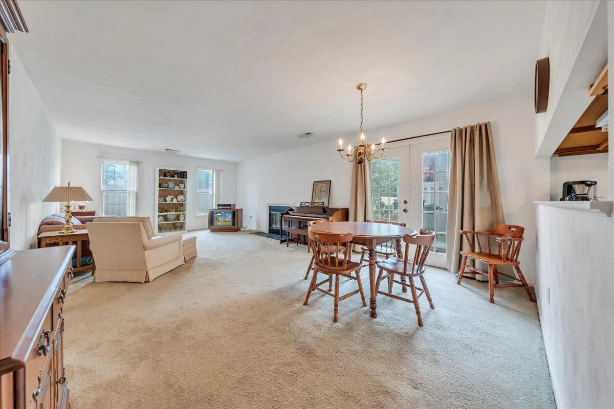 850 Stonegate CT - Photo 6