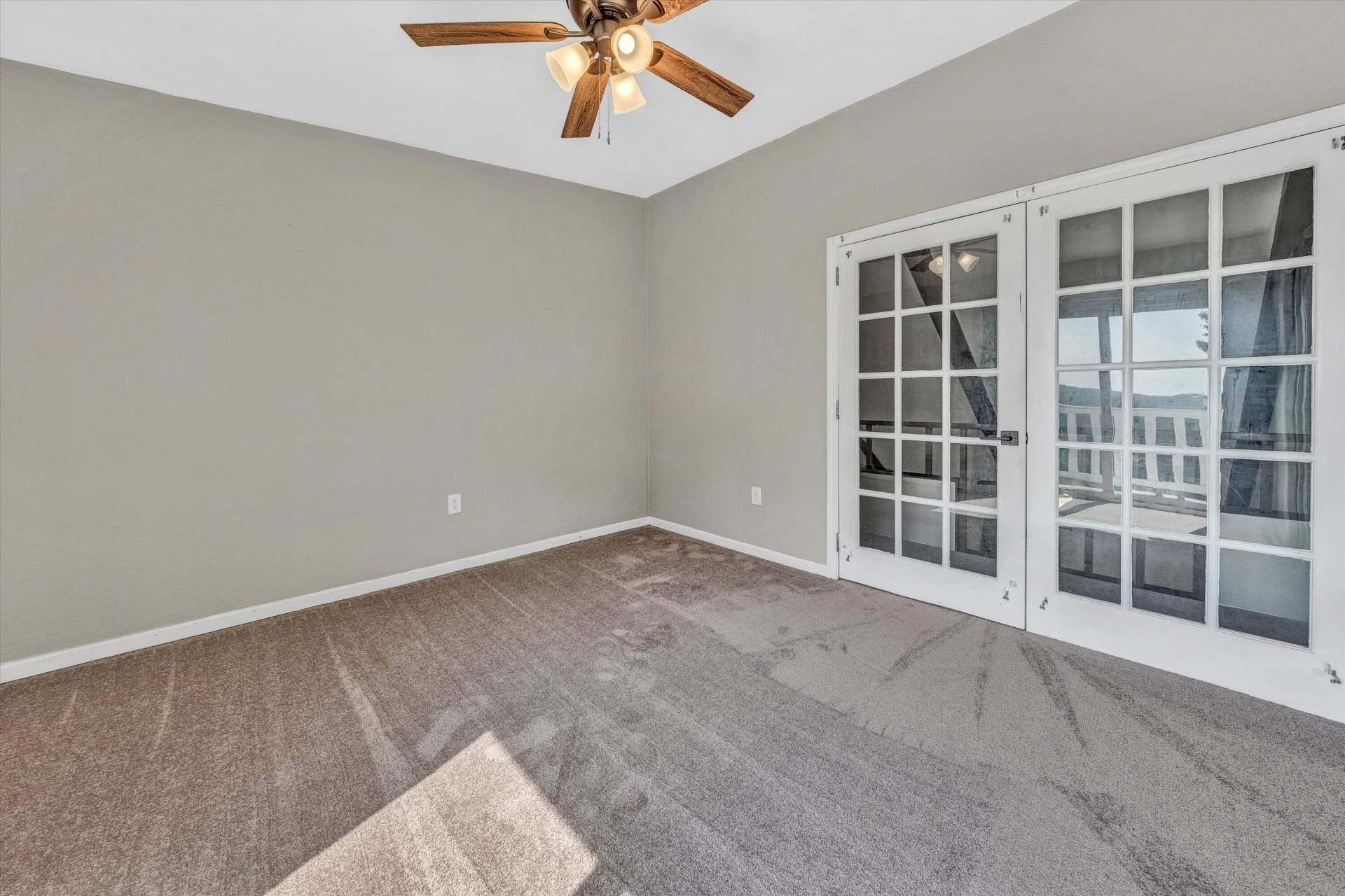 581 Windfield LN - Photo 29
