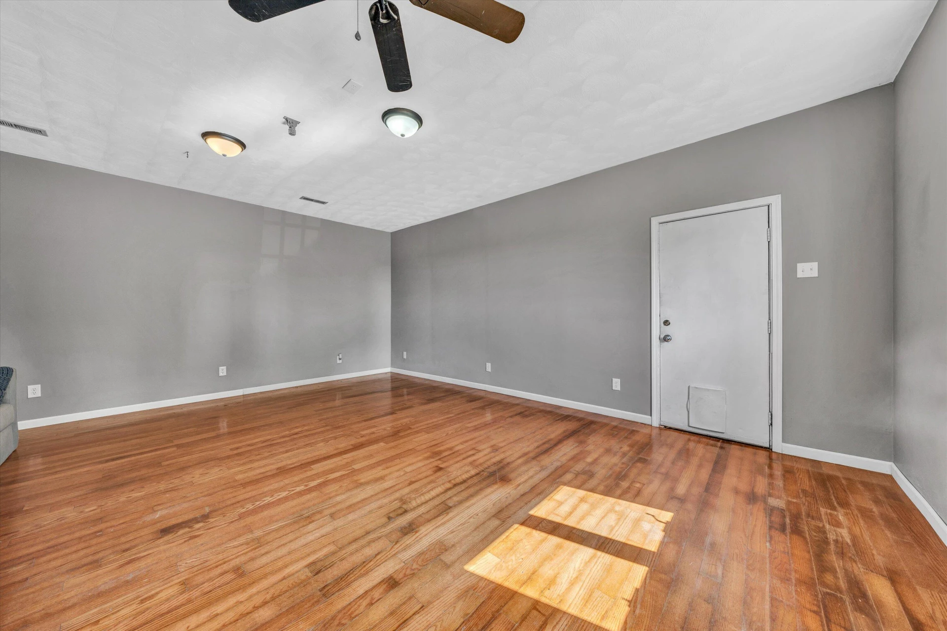 581 Windfield LN - Photo 33
