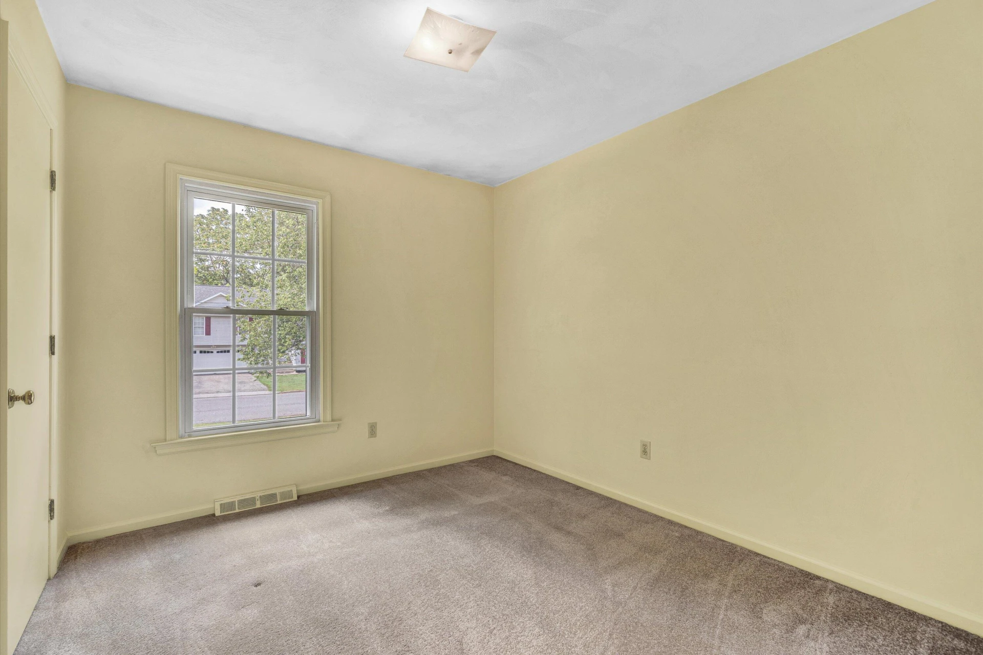 3582 Berryhill DR - Photo 12