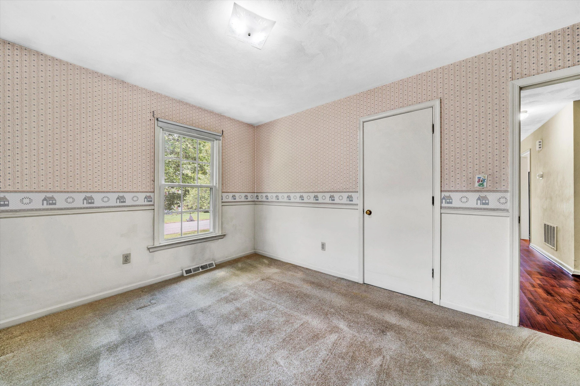 3582 Berryhill DR - Photo 14
