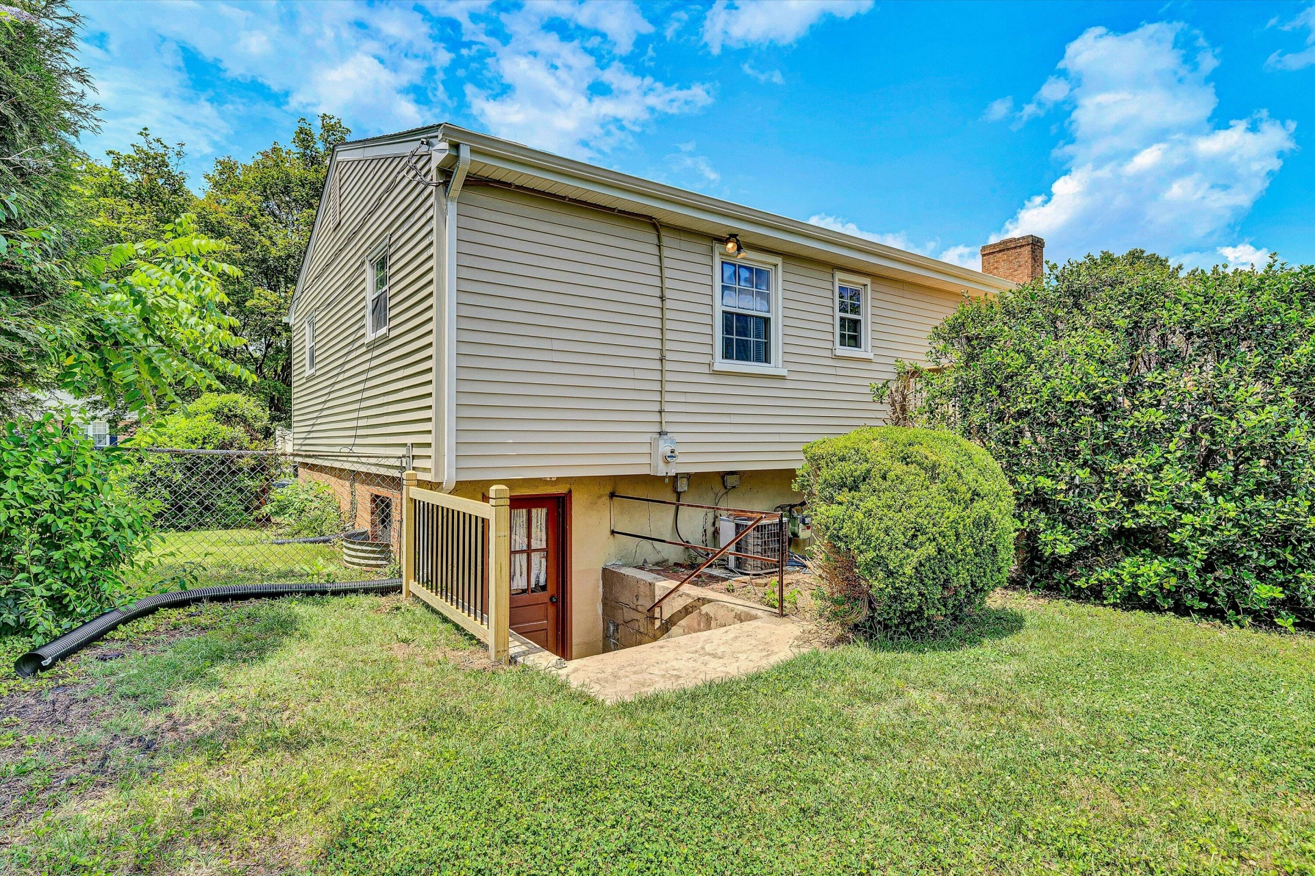 3582 Berryhill DR - Photo 26