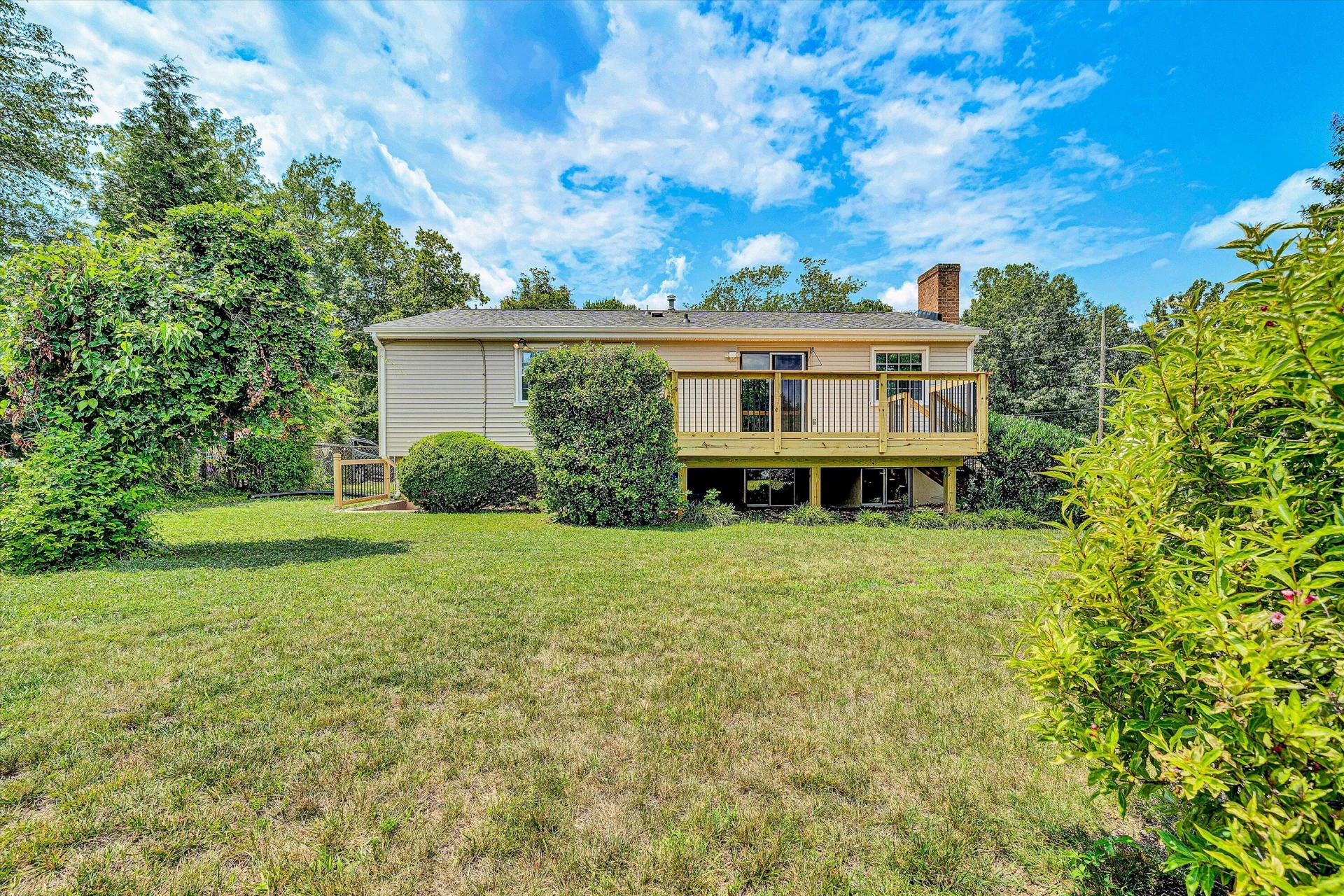 3582 Berryhill DR - Photo 27