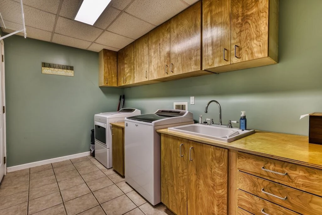 1577 Fairview Church RD - Photo 24