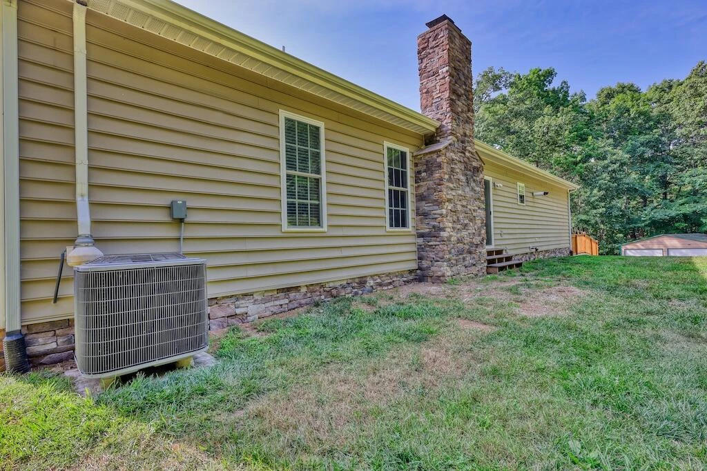 1577 Fairview Church RD - Photo 29