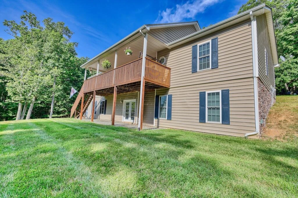 1577 Fairview Church RD - Photo 30