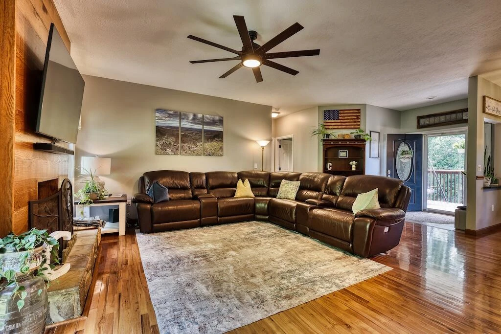 1577 Fairview Church RD - Photo 8