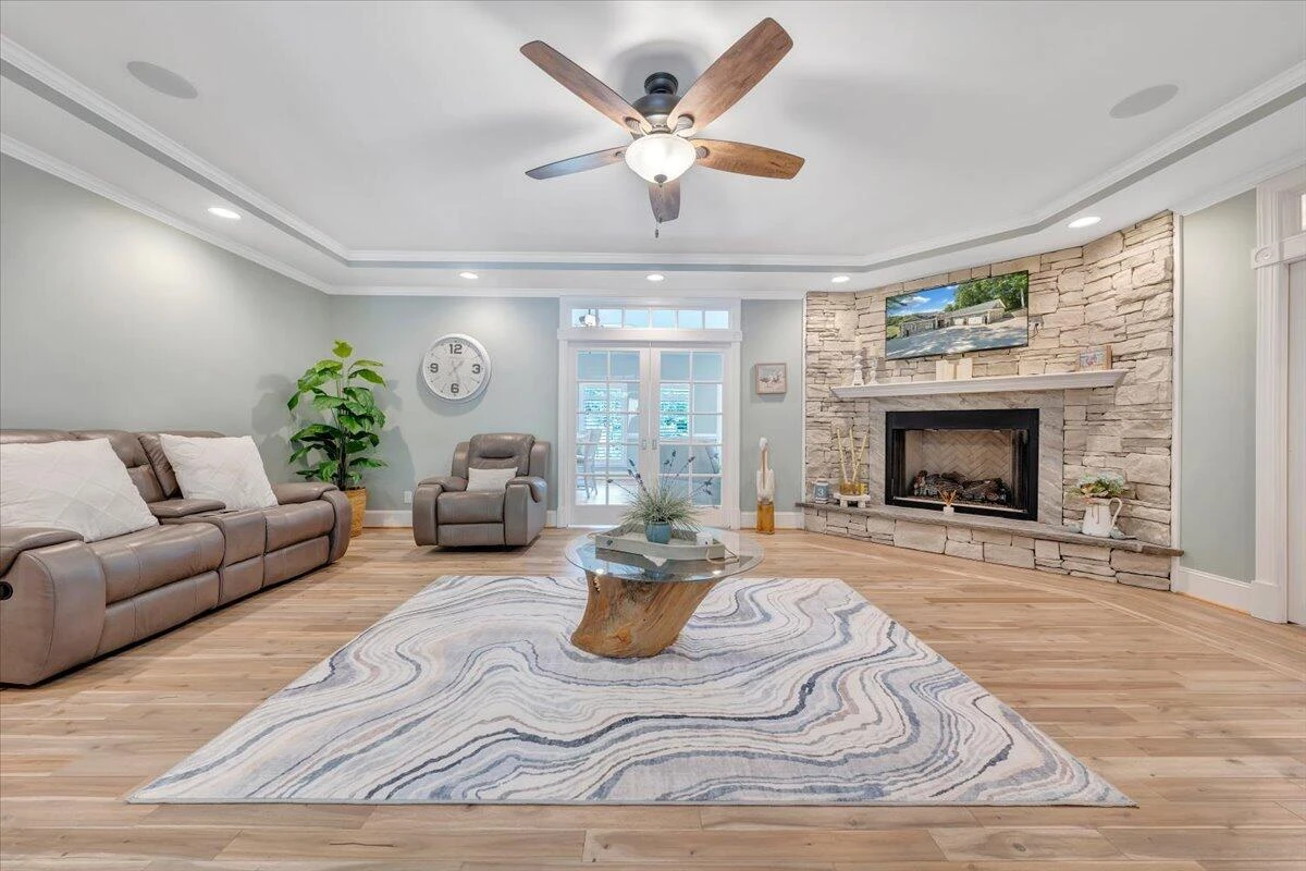 120 Lakewatch CIR - Photo 11