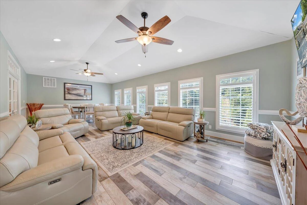 120 Lakewatch CIR - Photo 17