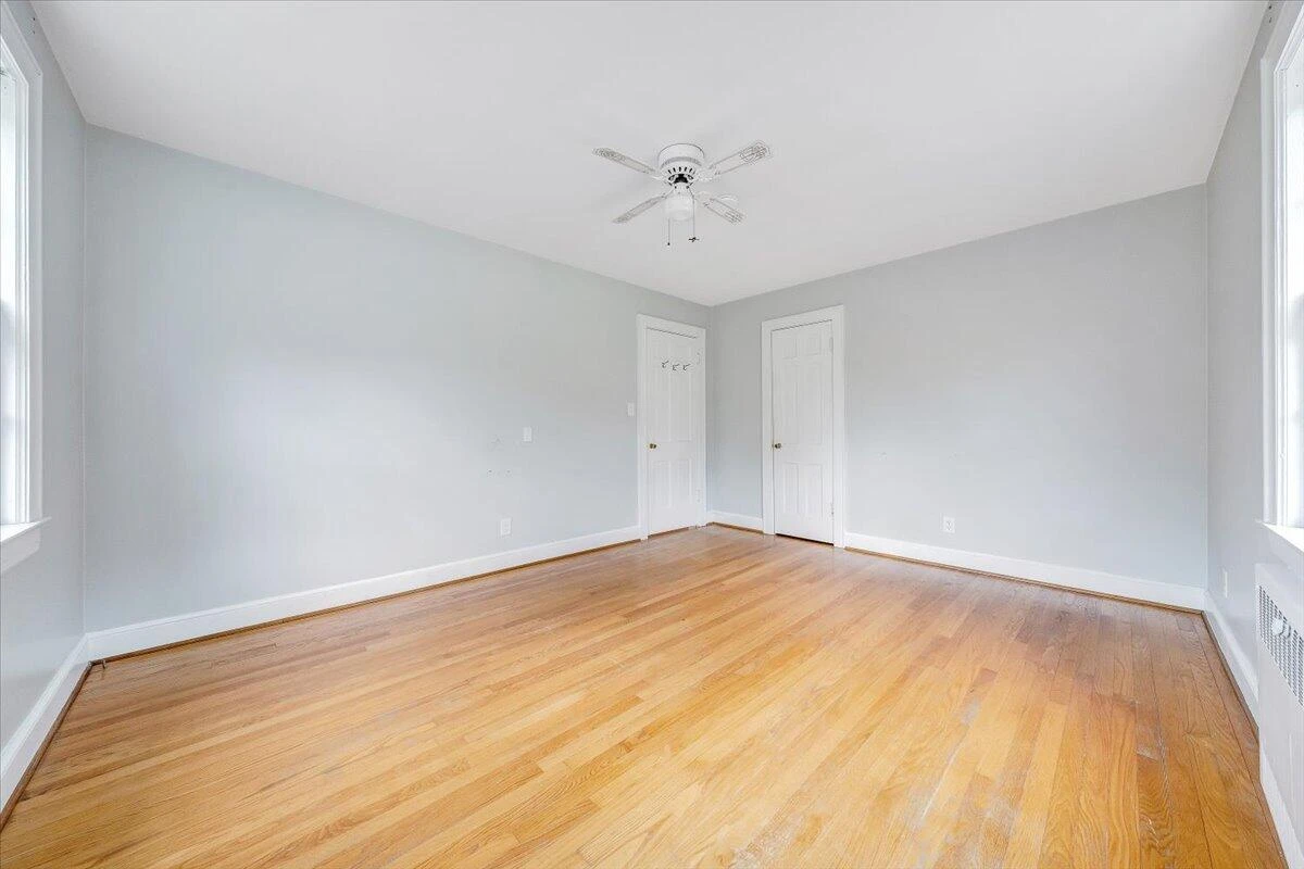 2529 Livingston RD - Photo 21