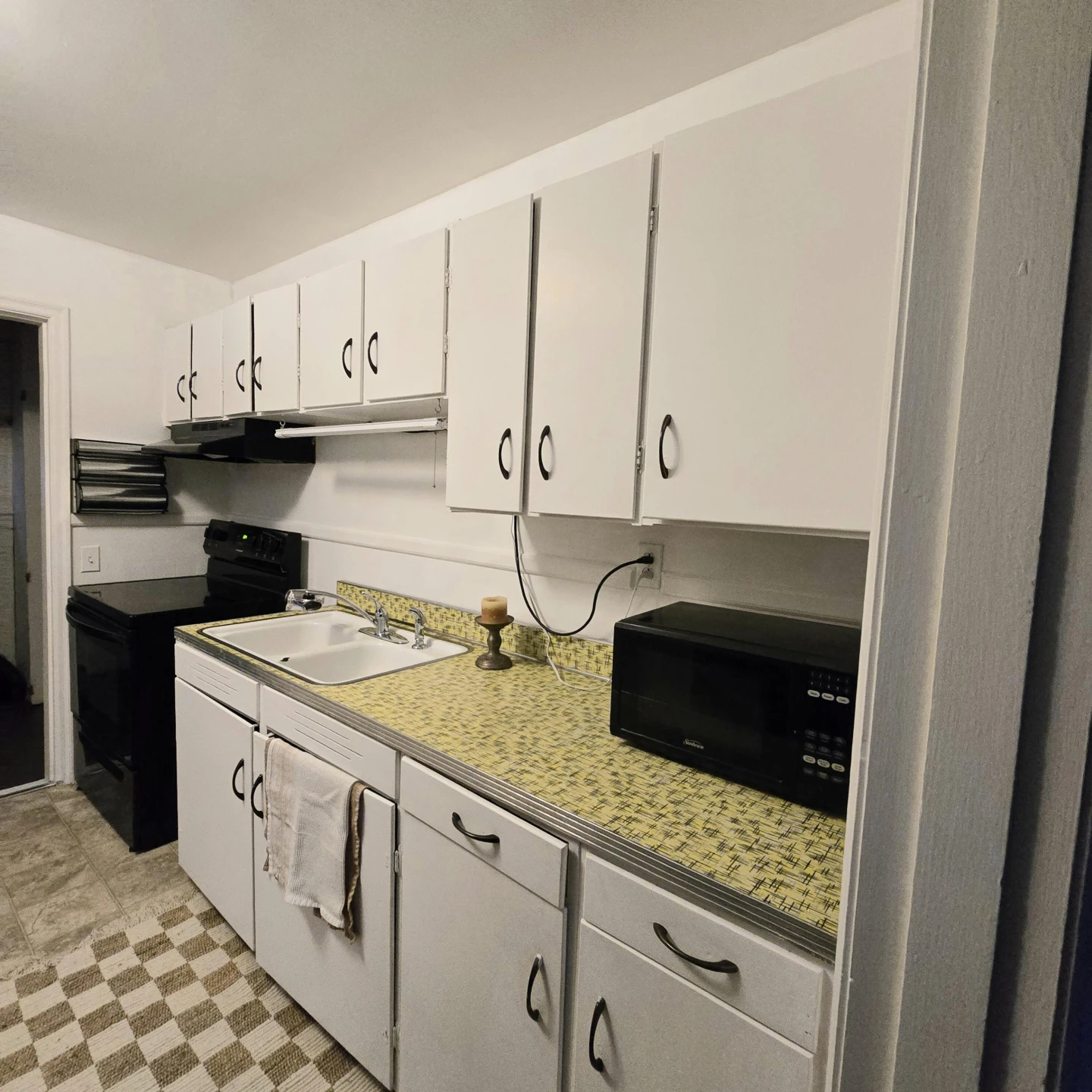 1801 South Main ST - Photo 5