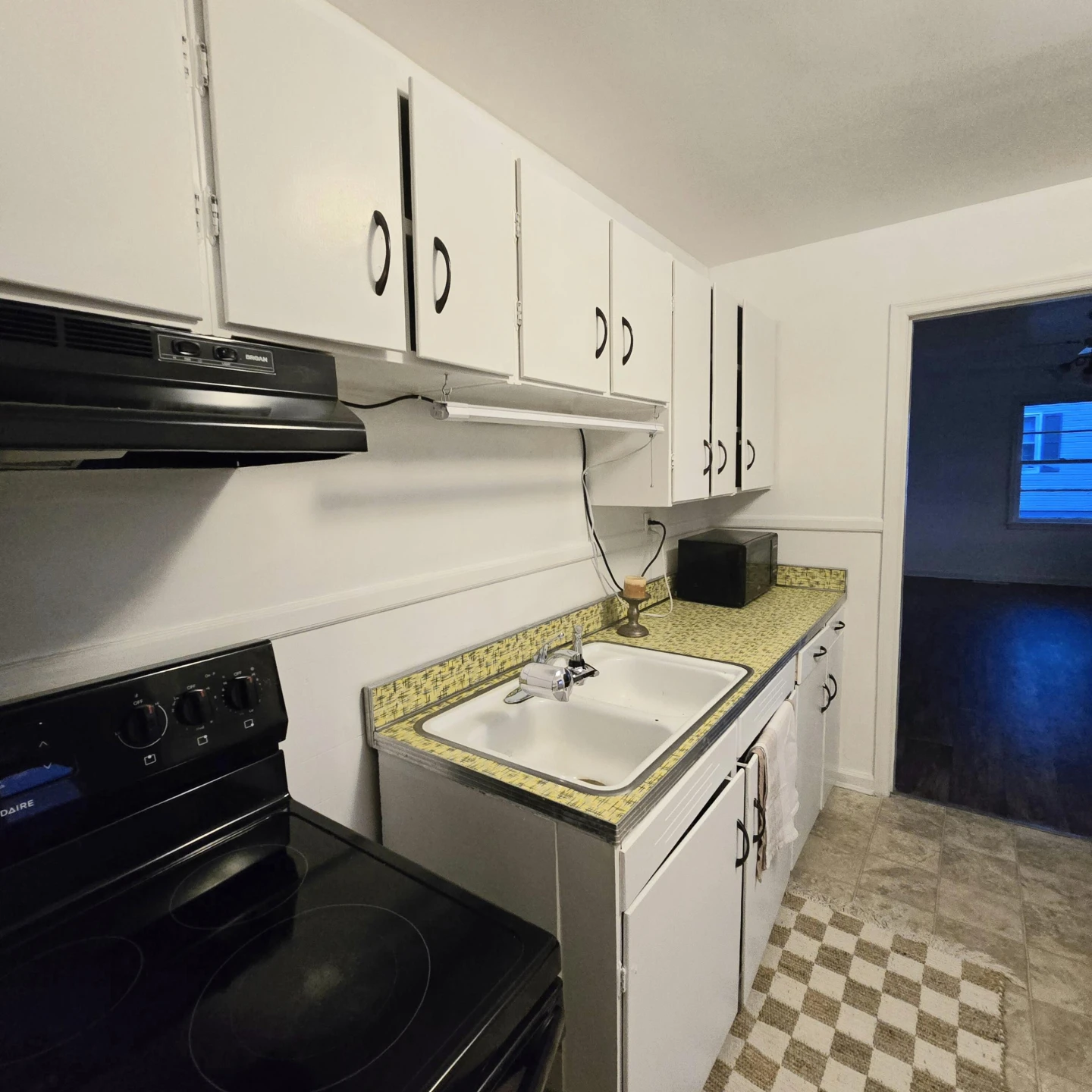 1801 South Main ST - Photo 8