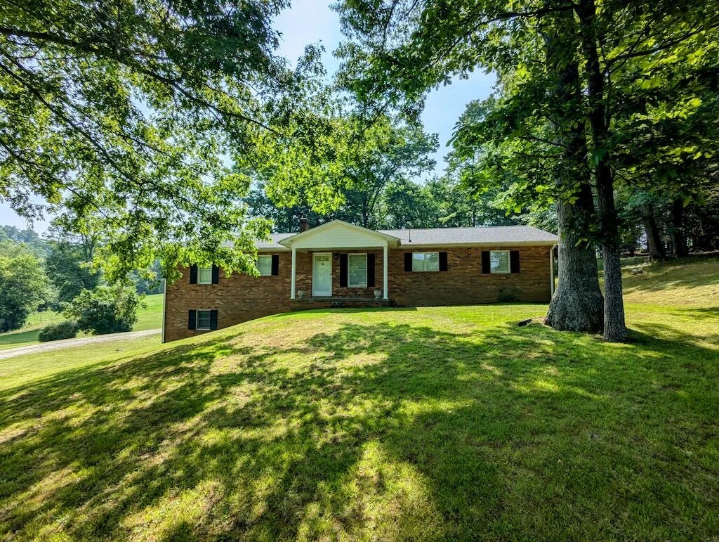 1518 Penn RD - Photo 2