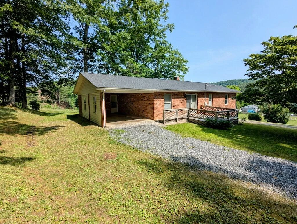 1518 Penn RD - Photo 4