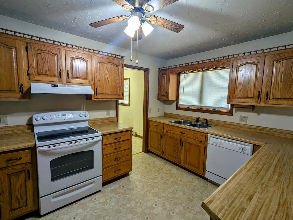 1518 Penn RD - Photo 7