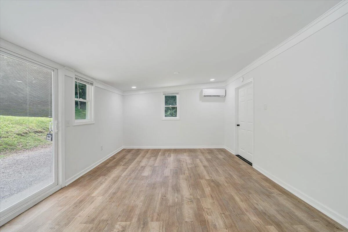 496 Boyd ST - Photo 24