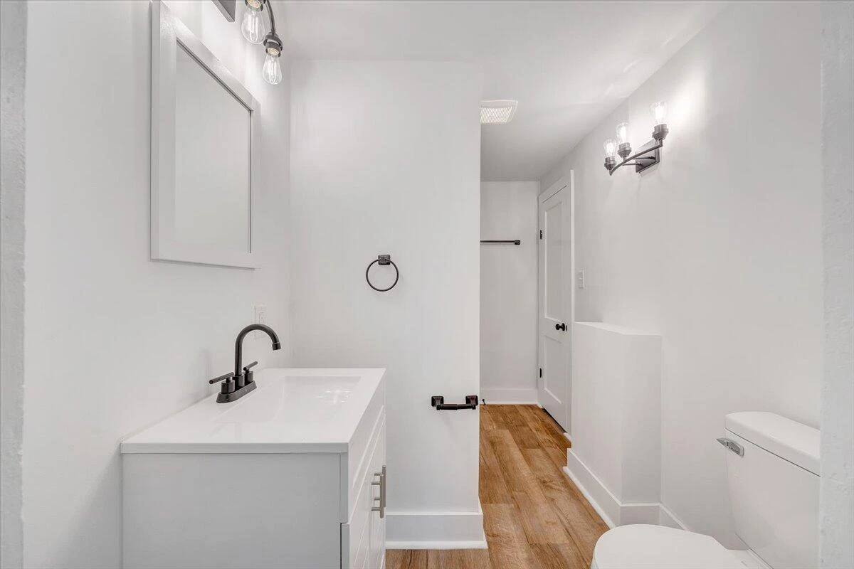 496 Boyd ST - Photo 28