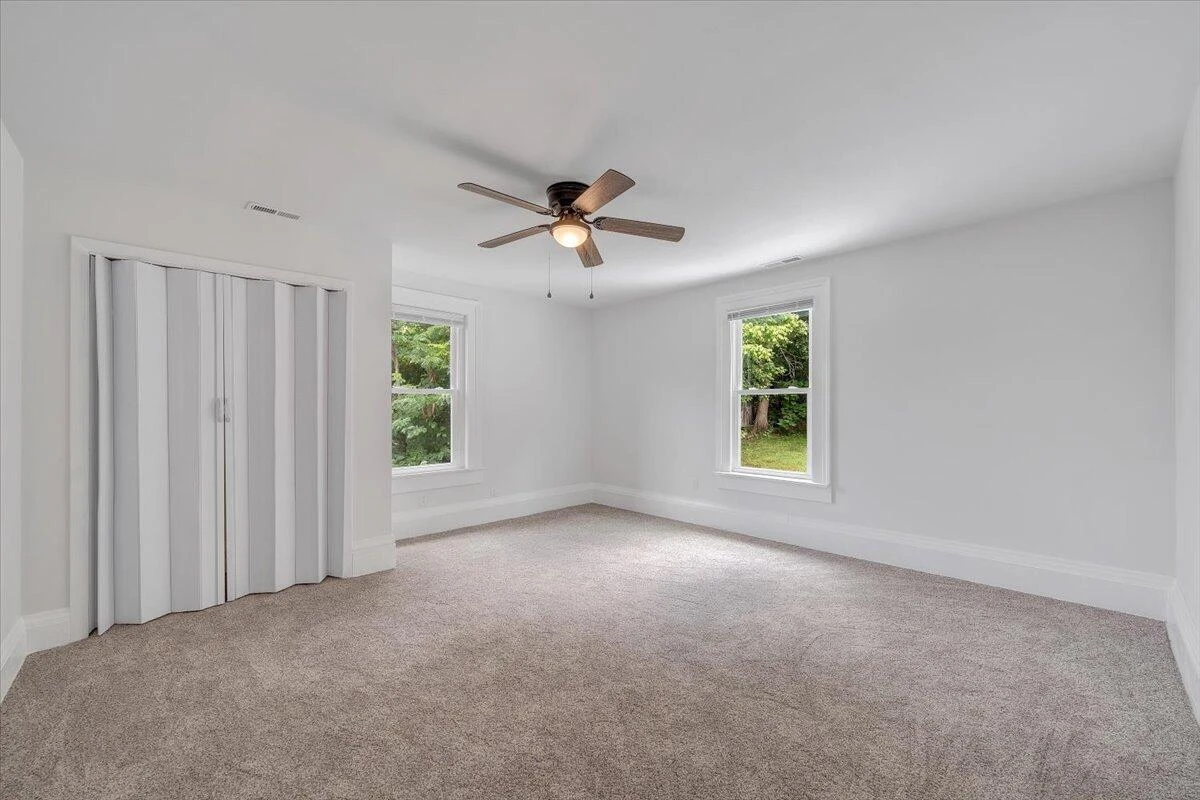 496 Boyd ST - Photo 34