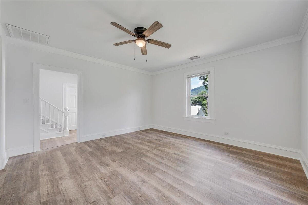 496 Boyd ST - Photo 5