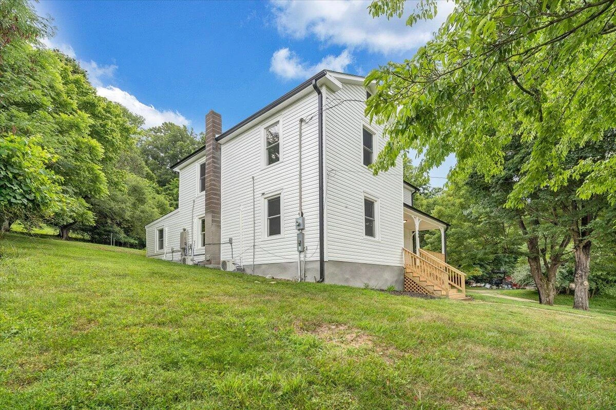 496 Boyd ST - Photo 57