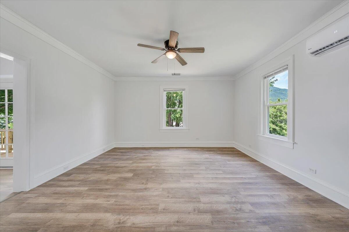 496 Boyd ST - Photo 9