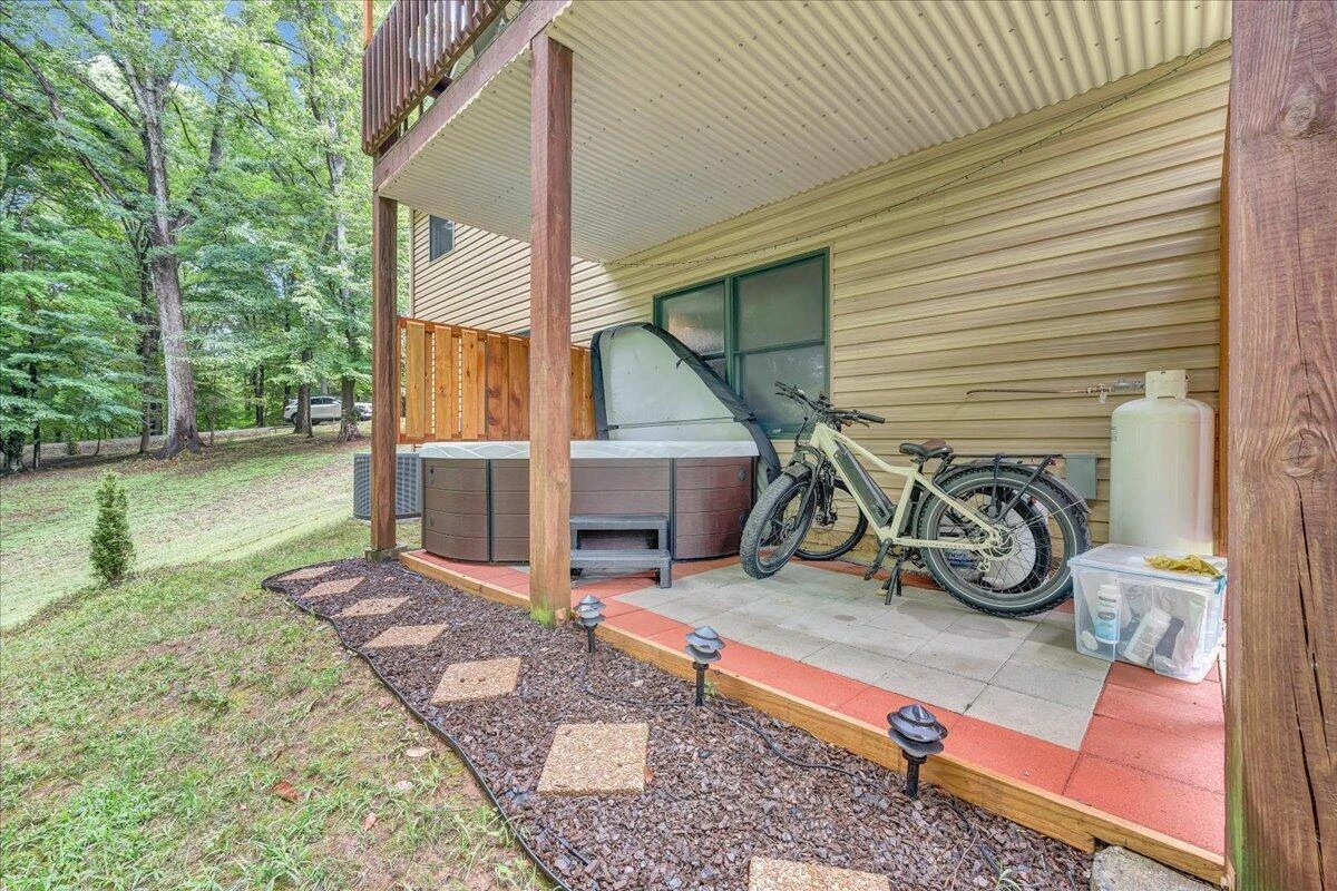 200 Camelot DR - Photo 17