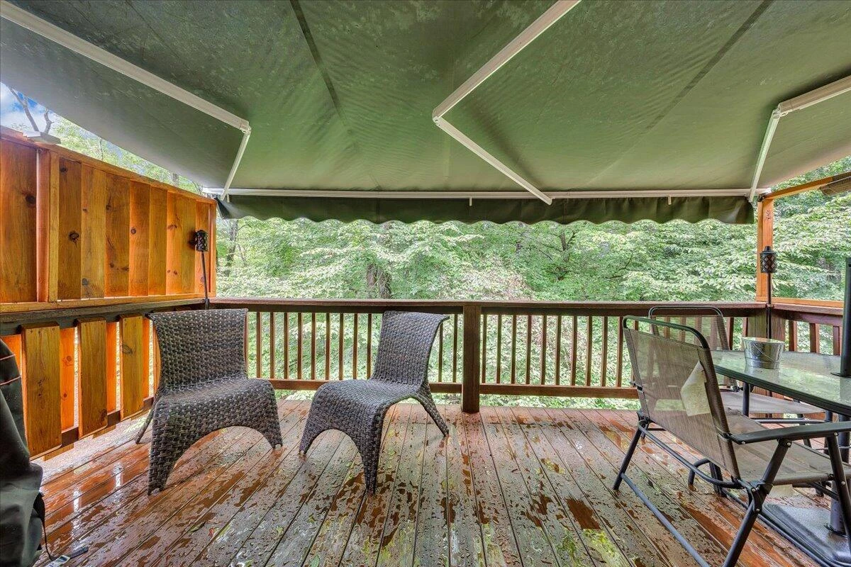 200 Camelot DR - Photo 18