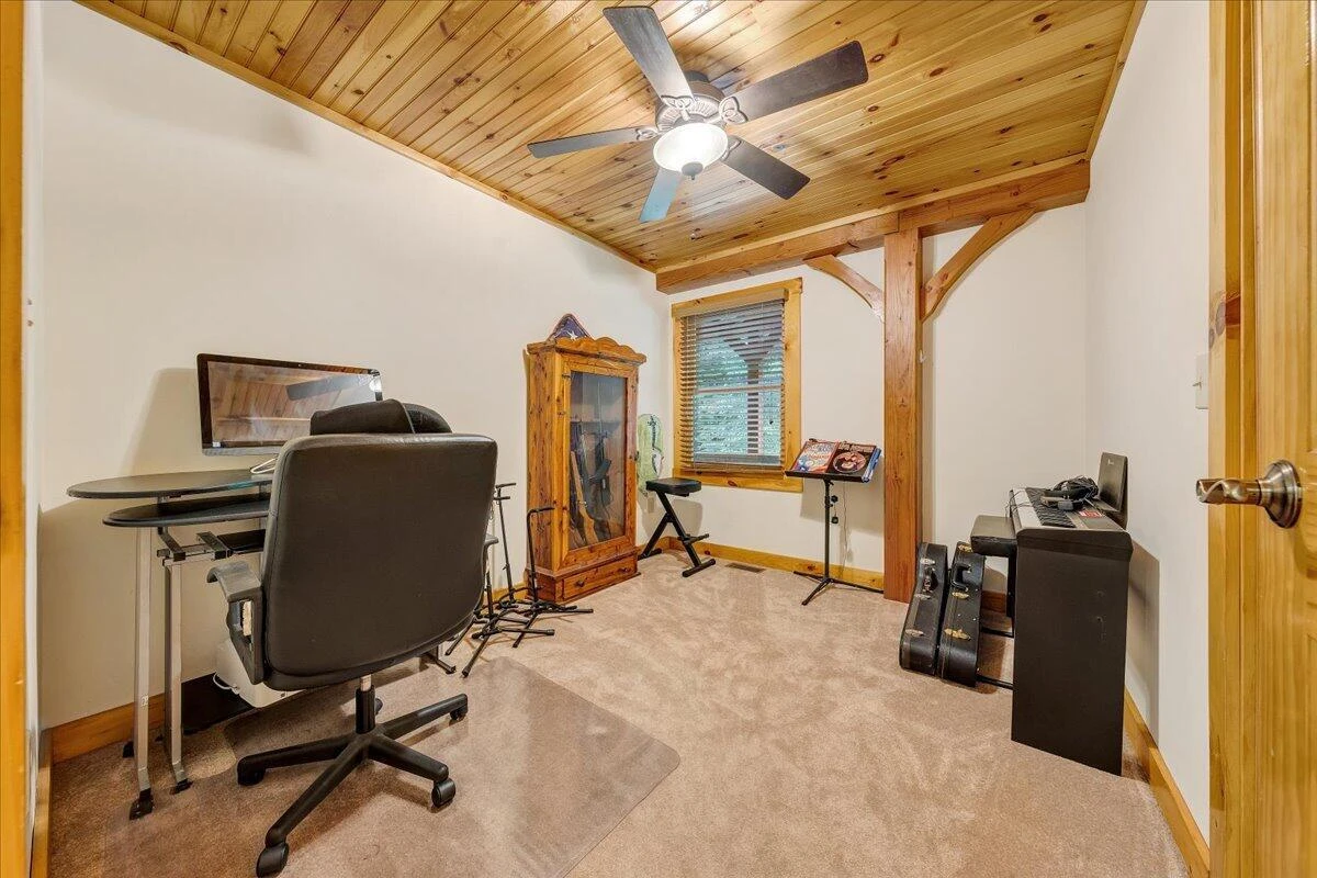 200 Camelot DR - Photo 23