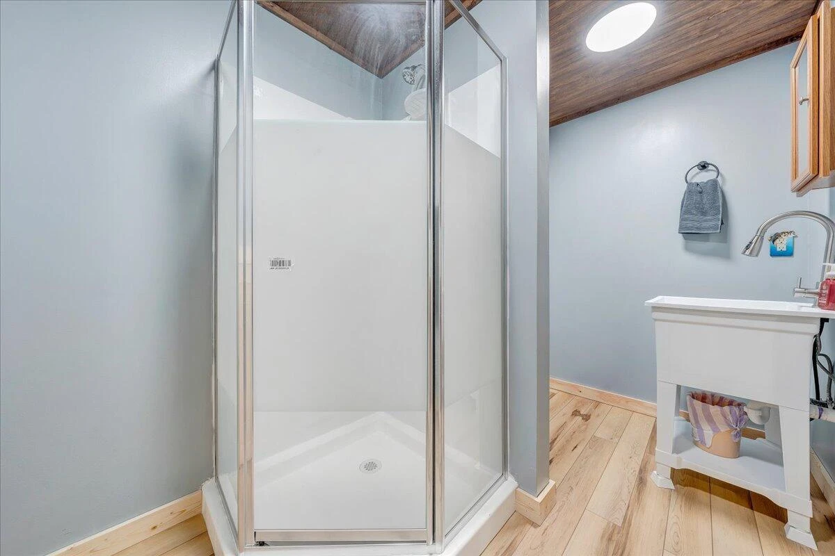 200 Camelot DR - Photo 29