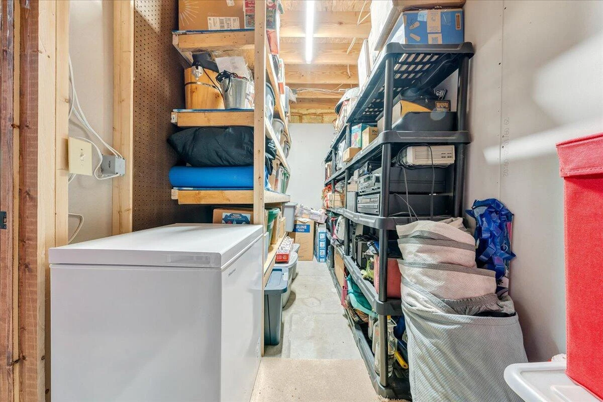200 Camelot DR - Photo 30
