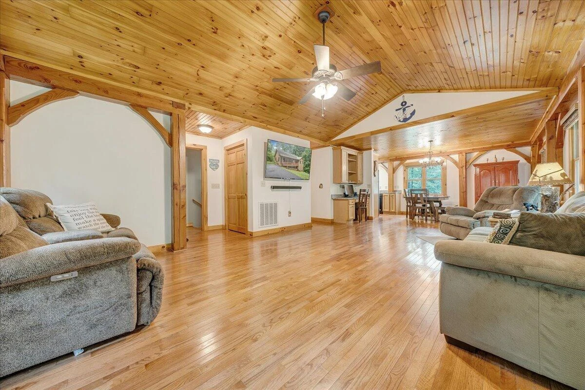 200 Camelot DR - Photo 9