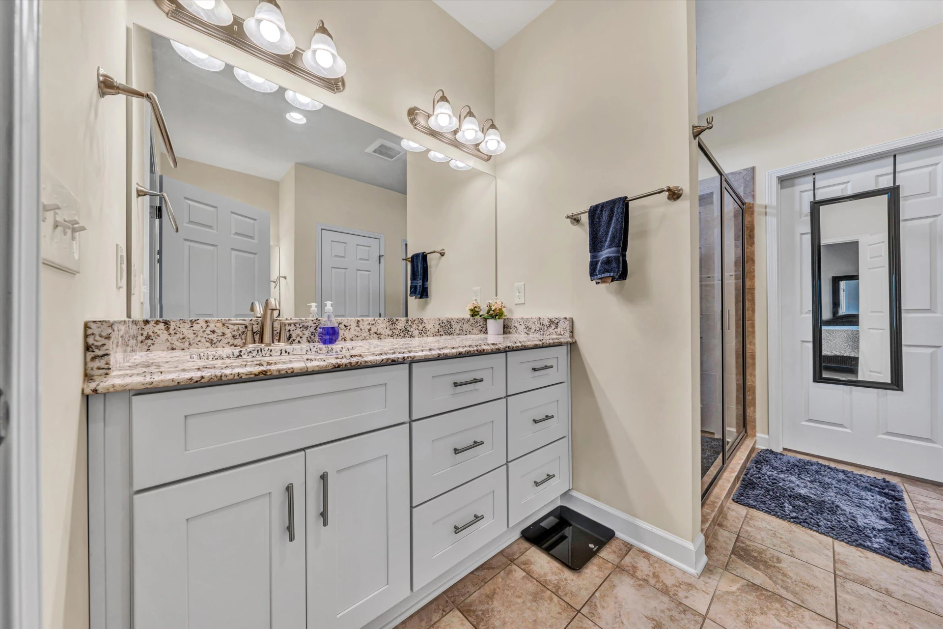 2532 Russlen DR - Photo 28