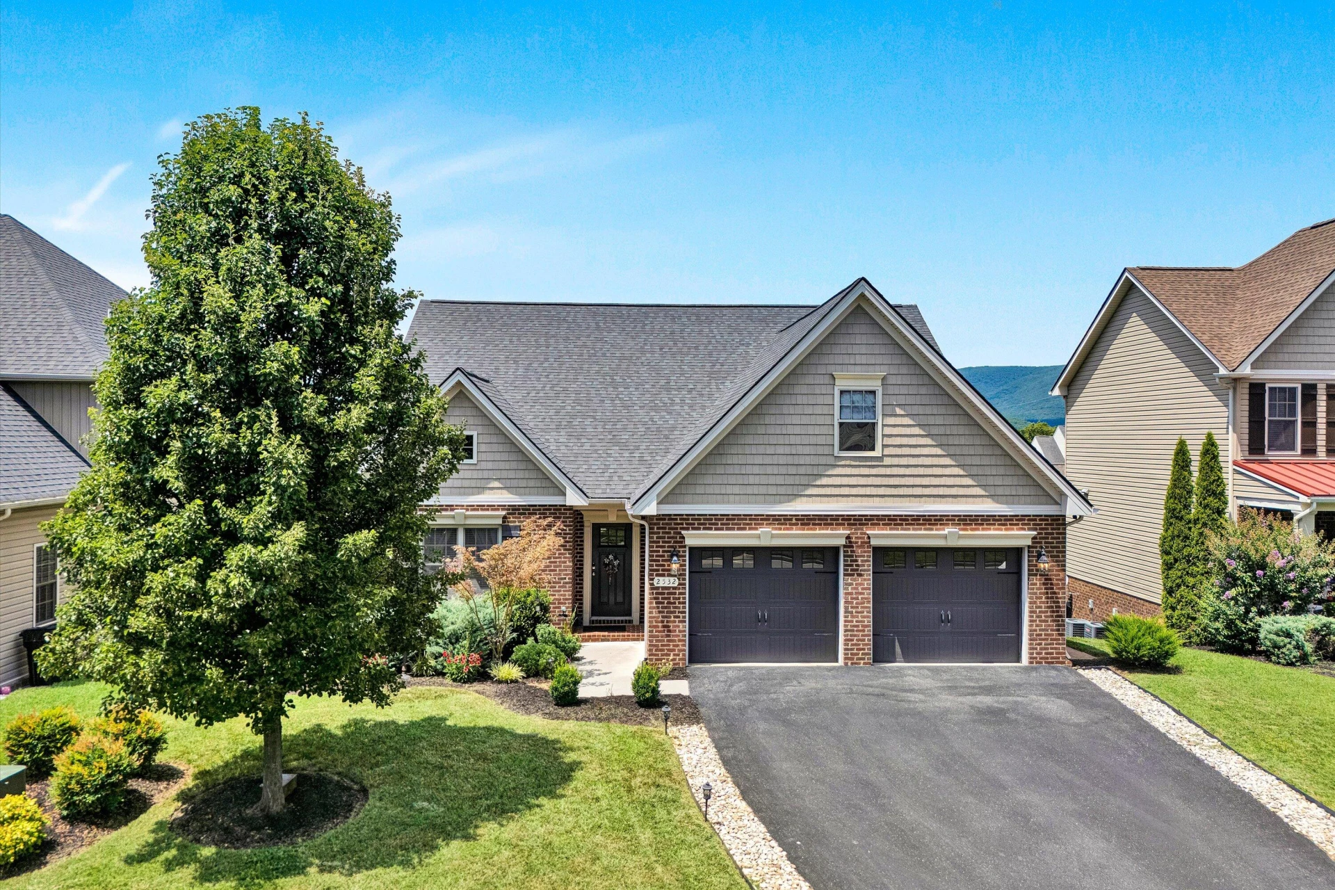 2532 Russlen DR - Photo 8