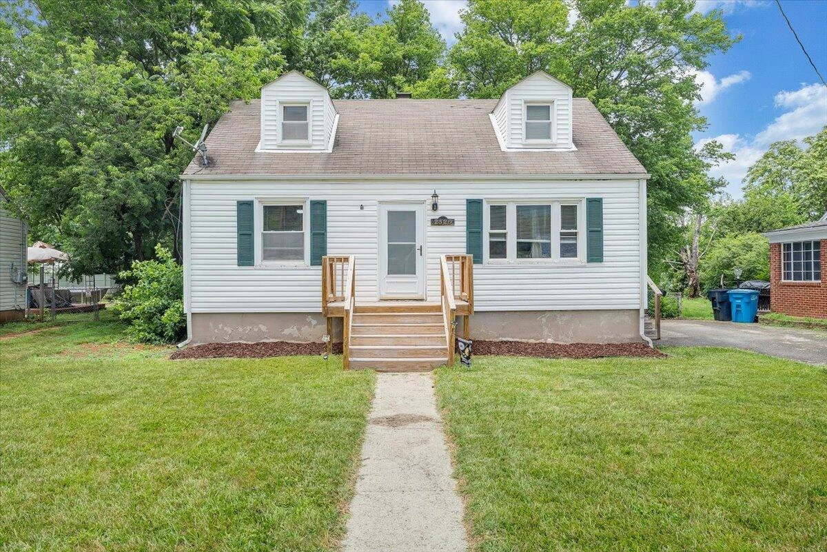 2526 Cornell DR