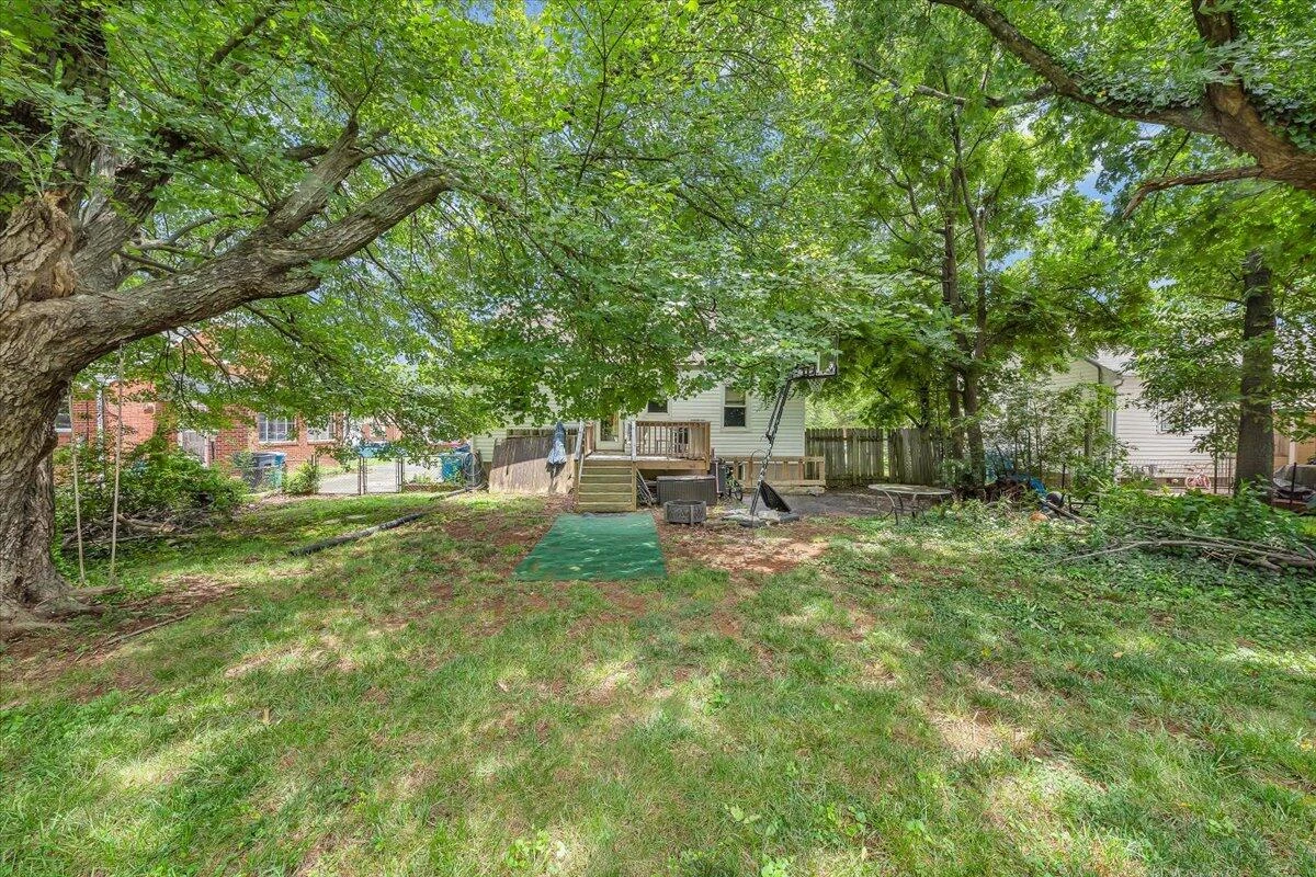 2526 Cornell DR - Photo 28