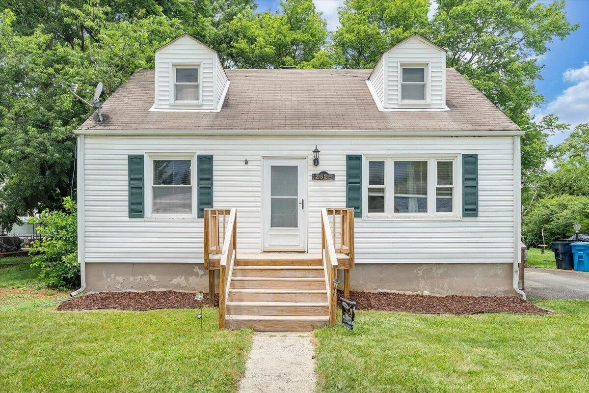 2526 Cornell DR - Photo 36