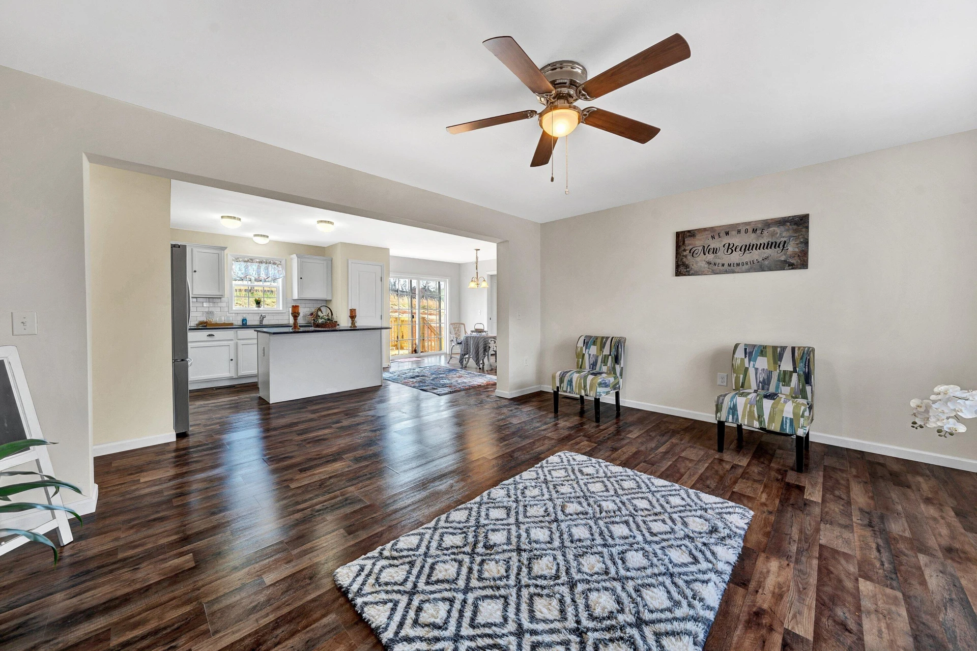 6507 Goodview RD - Photo 8