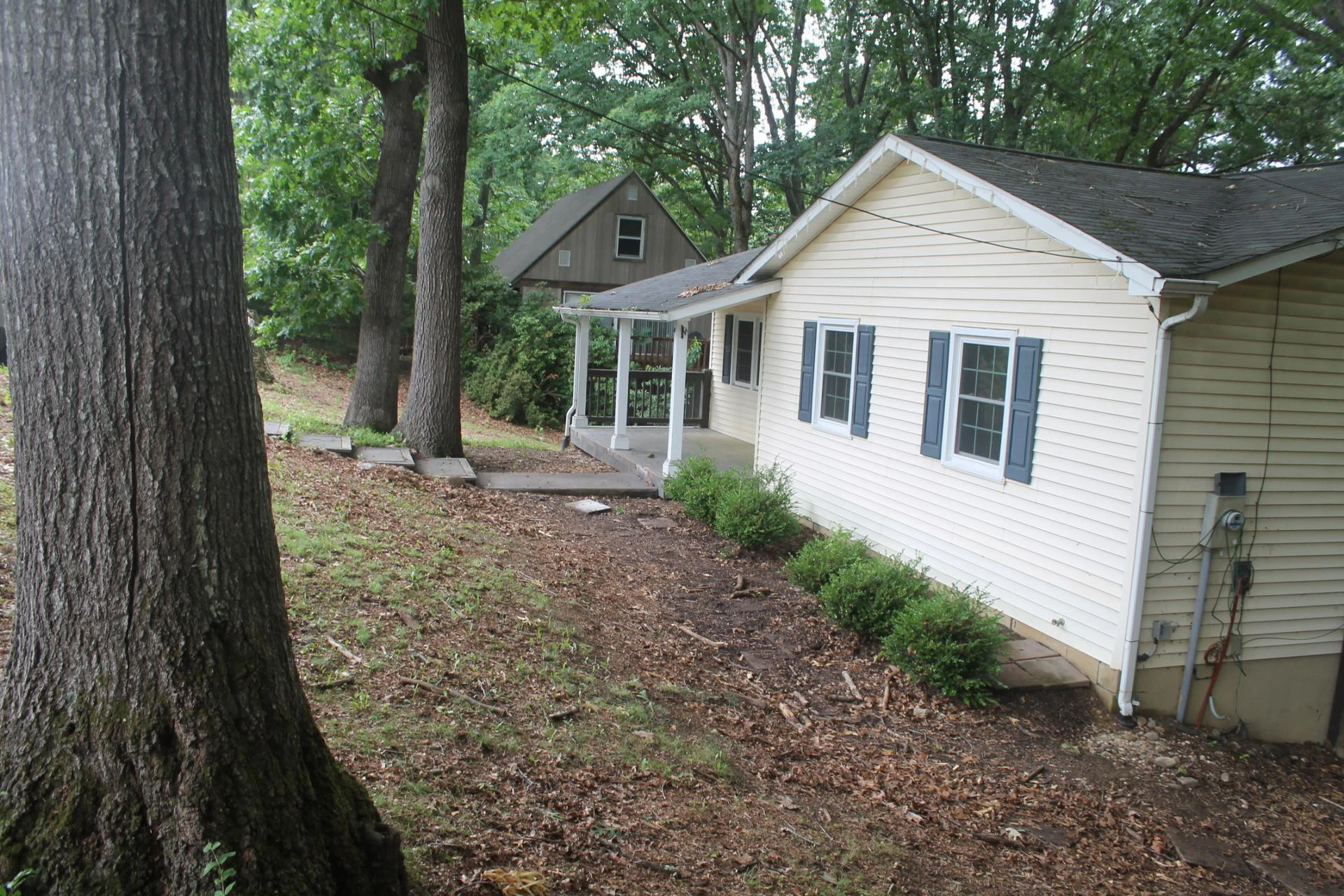 1160 Scott ST - Photo 2