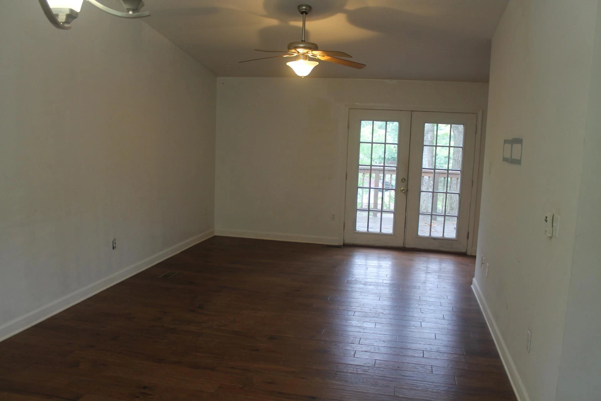 1160 Scott ST - Photo 9
