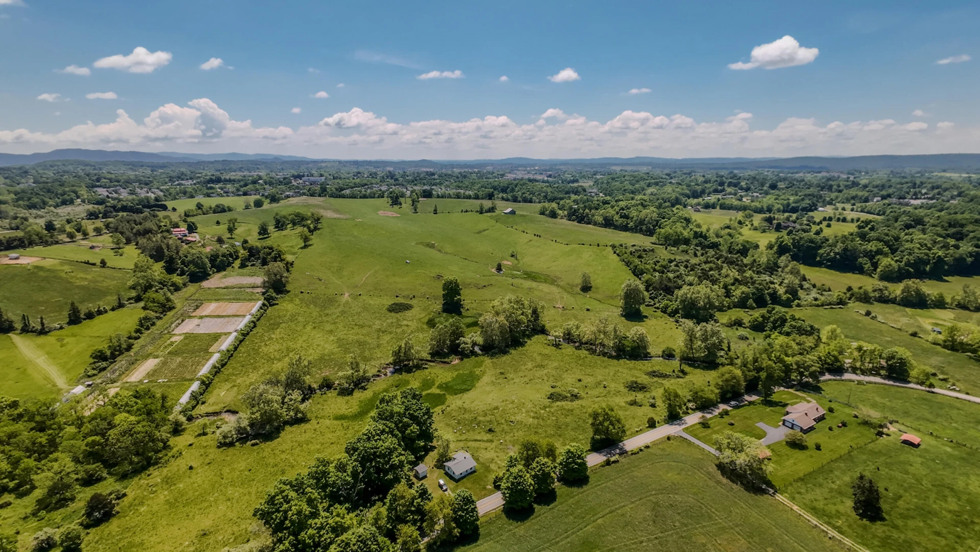 1801 Toms Creek RD - Photo 12