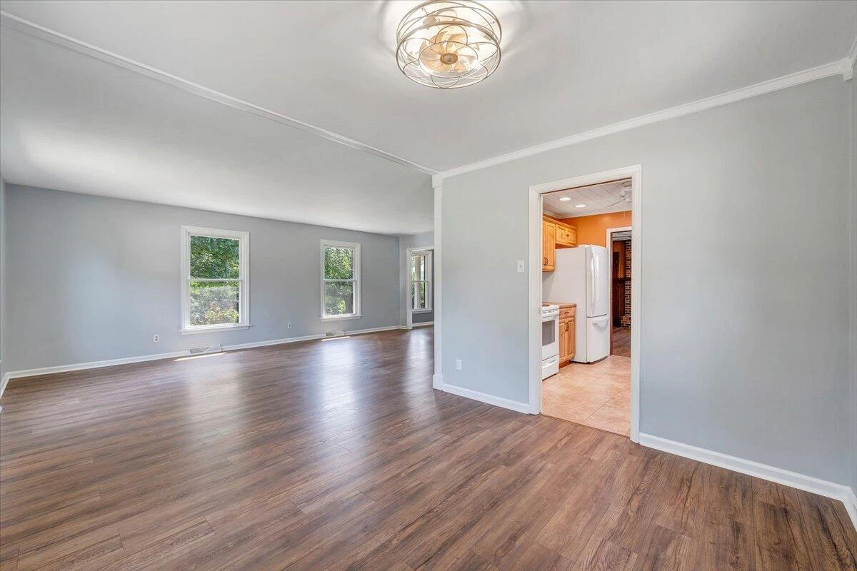 2509 White House RD - Photo 8