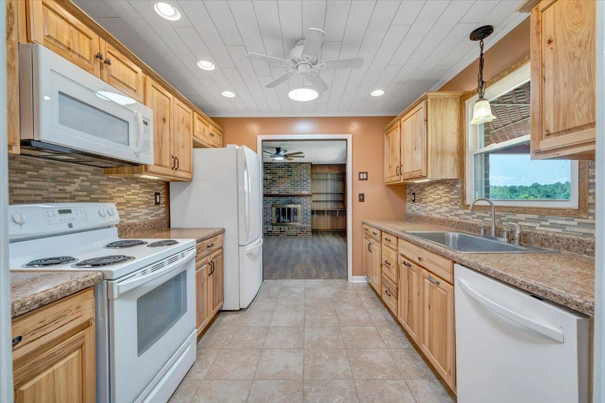 2509 White House RD - Photo 12