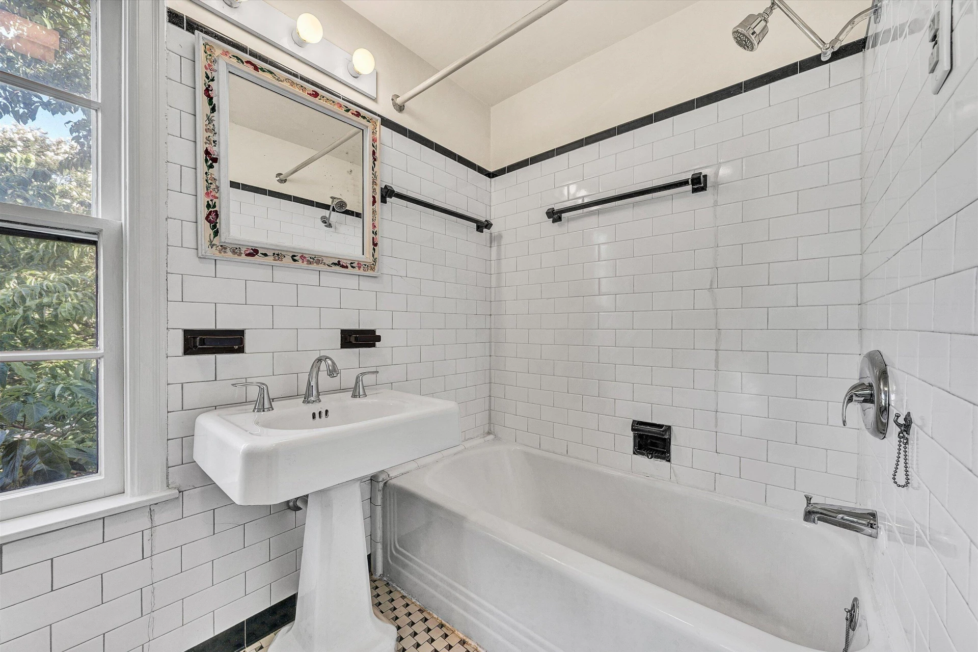 2114 Mount Vernon RD - Photo 29