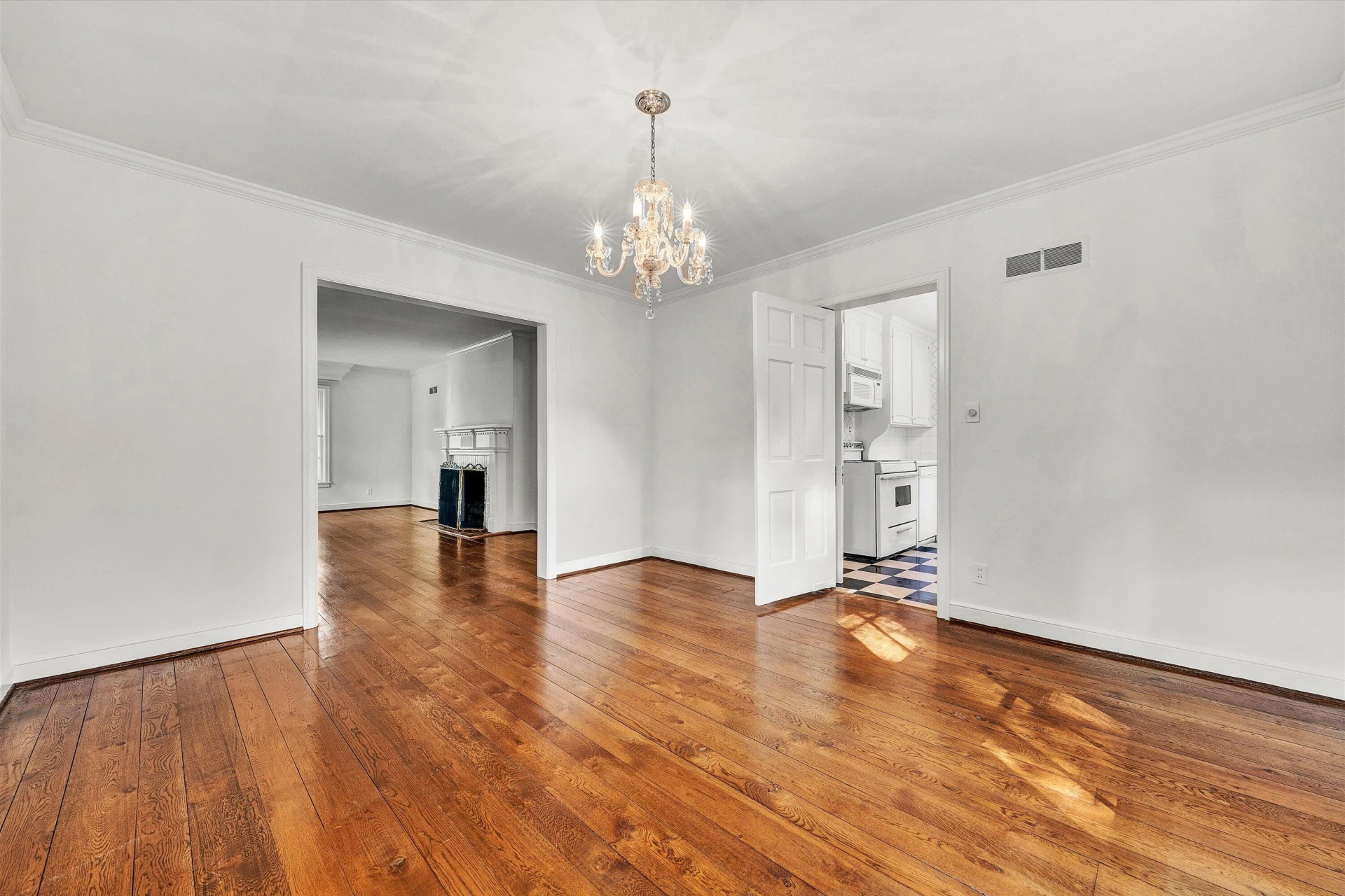 2114 Mount Vernon RD - Photo 12